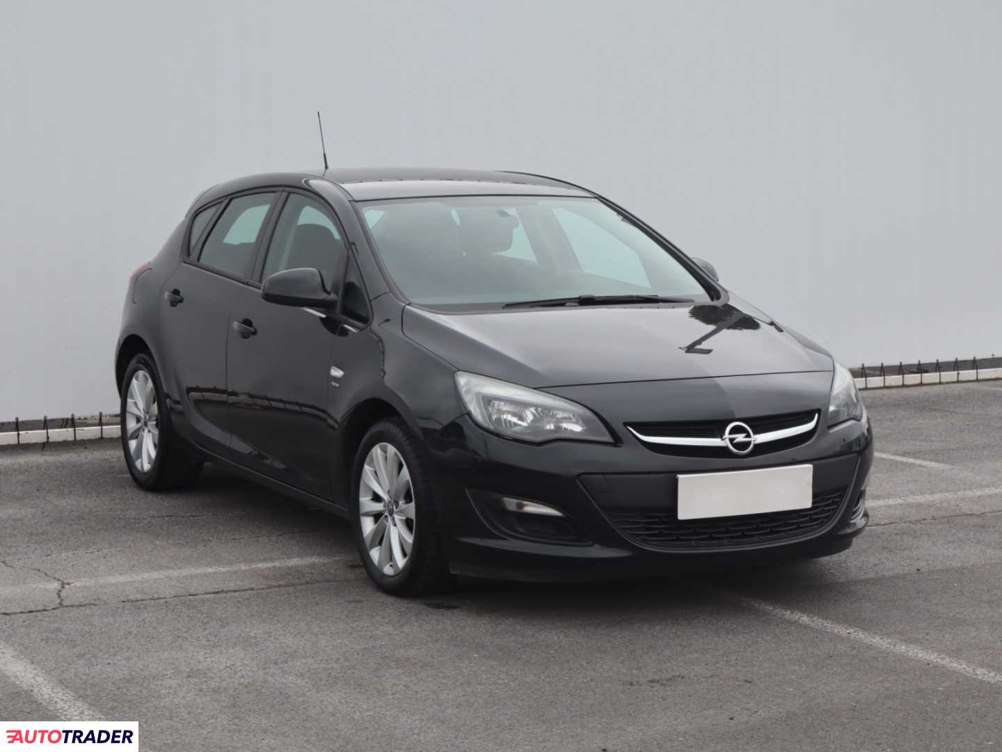 Opel Astra 2013 1.4 138 KM