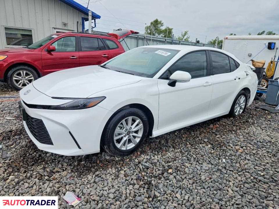 Toyota Camry 2025 2