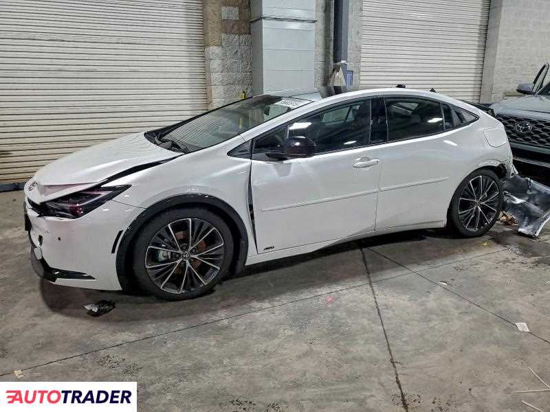 Toyota Prius 2024 2