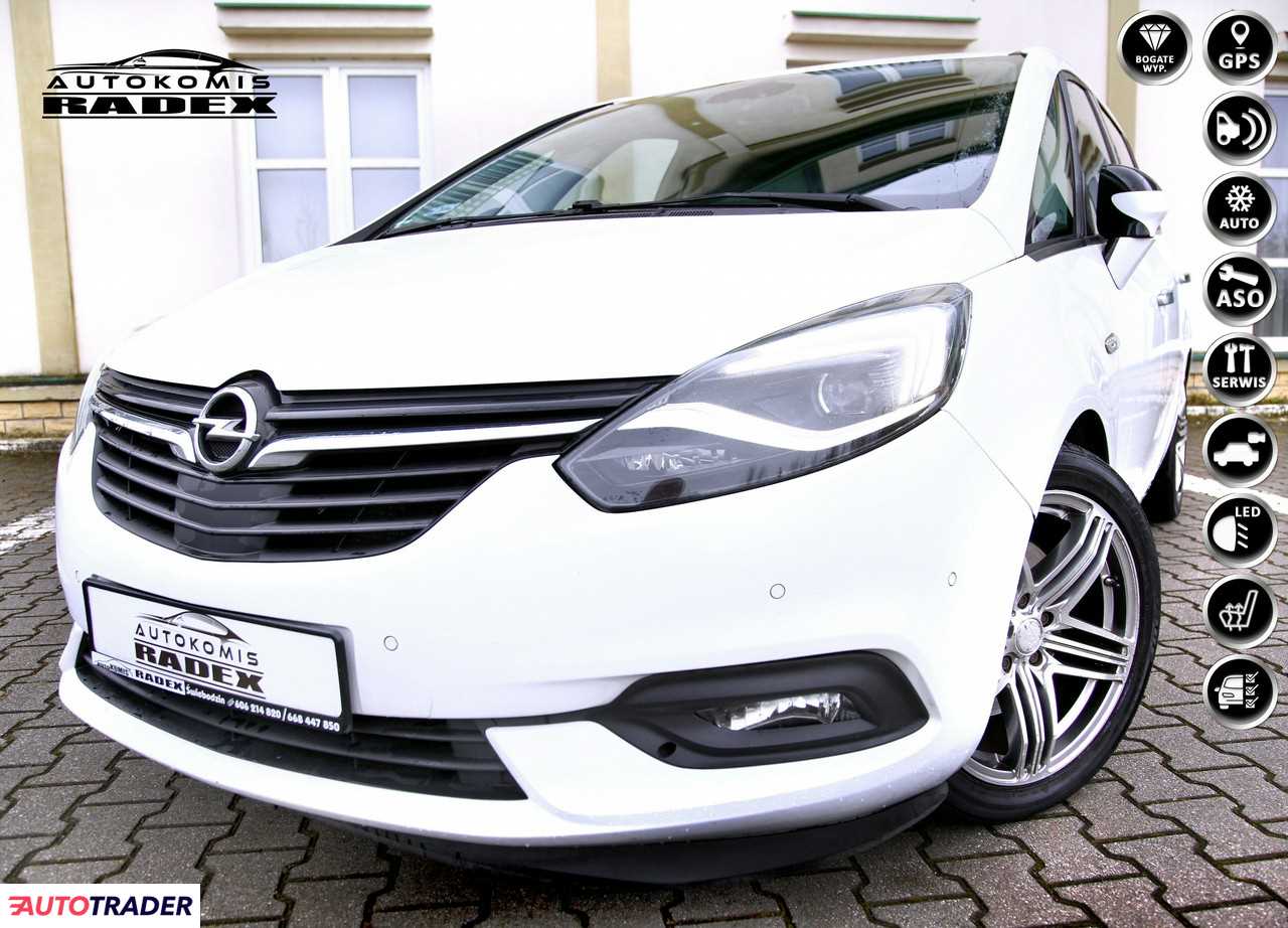 Opel Zafira 2017 2.0 170 KM