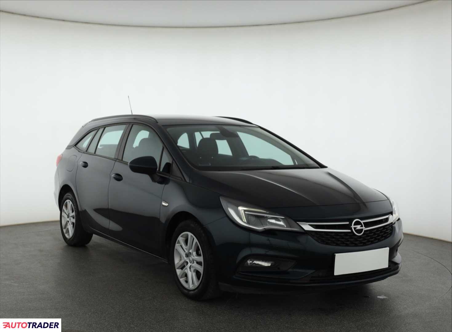 Opel Astra 2017 1.6 108 KM