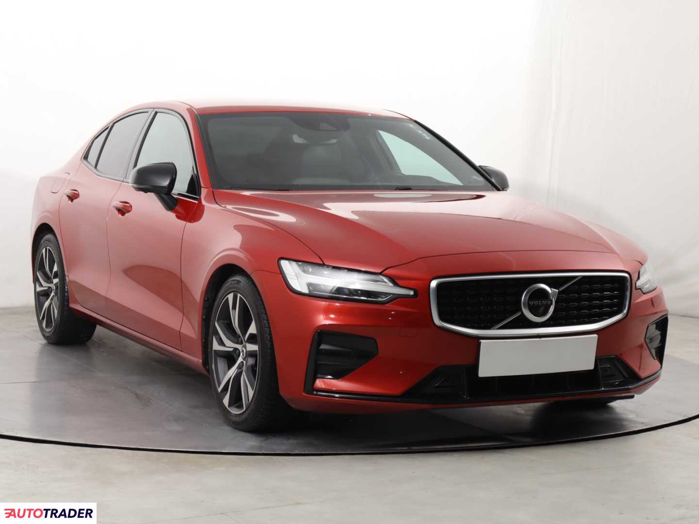 Volvo S60 2019 2.0 187 KM