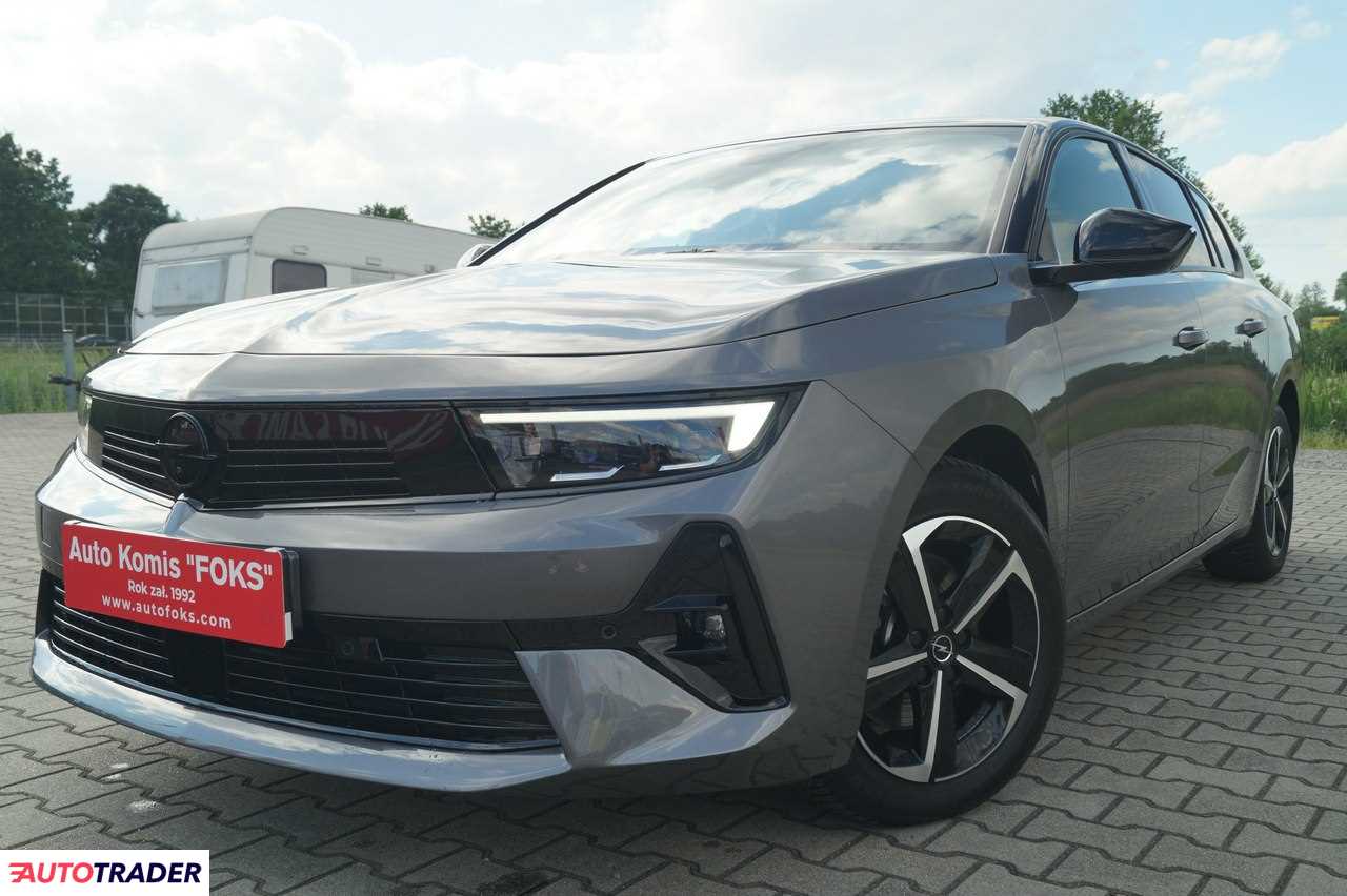 Opel Astra 2025 1.2 131 KM