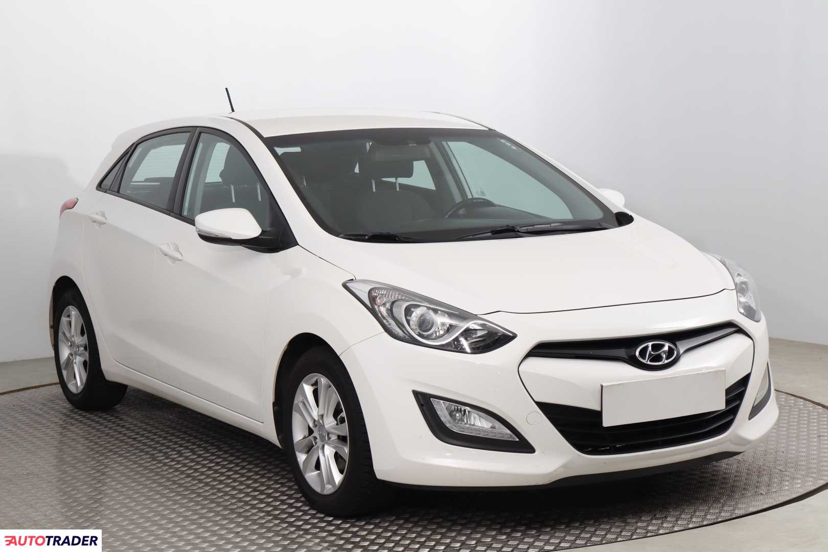 Hyundai i30 1.4 97 KM 2014r. (Piaseczno)