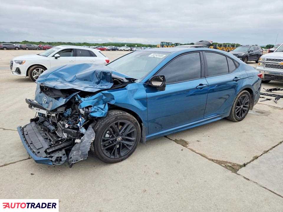 Toyota Camry 2025 2