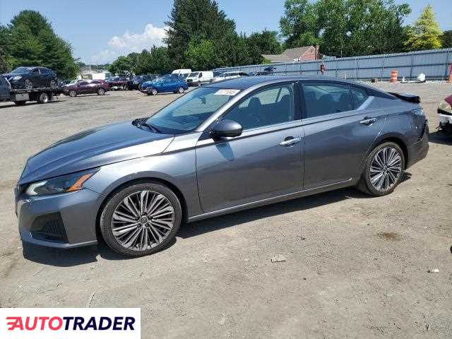 Nissan Altima 2023 2