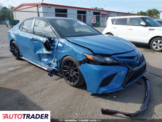 Toyota Camry 2022 3