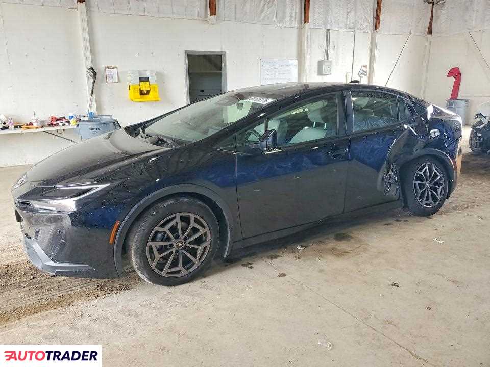 Toyota Prius 2024 2