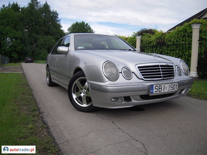 Mercedes Eklasa 3.2 203 KM 1999r. (BielskoBiała