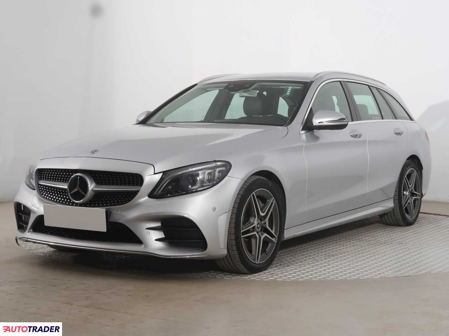 Mercedes C-klasa 2.0 241 KM 2019r. (Piaseczno)