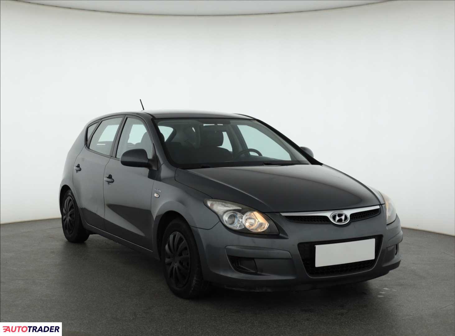 Hyundai i30 2010 1.4 107 KM