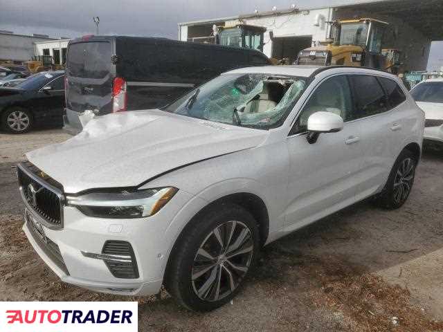 Volvo XC60 2.0 benzyna 2022r. (RIVERVIEW)