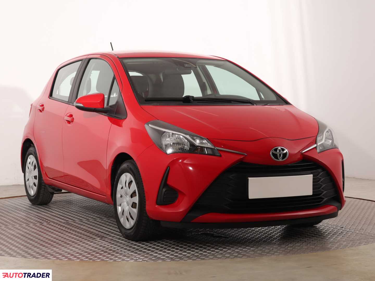 Toyota Yaris 2017 1.0 68 KM