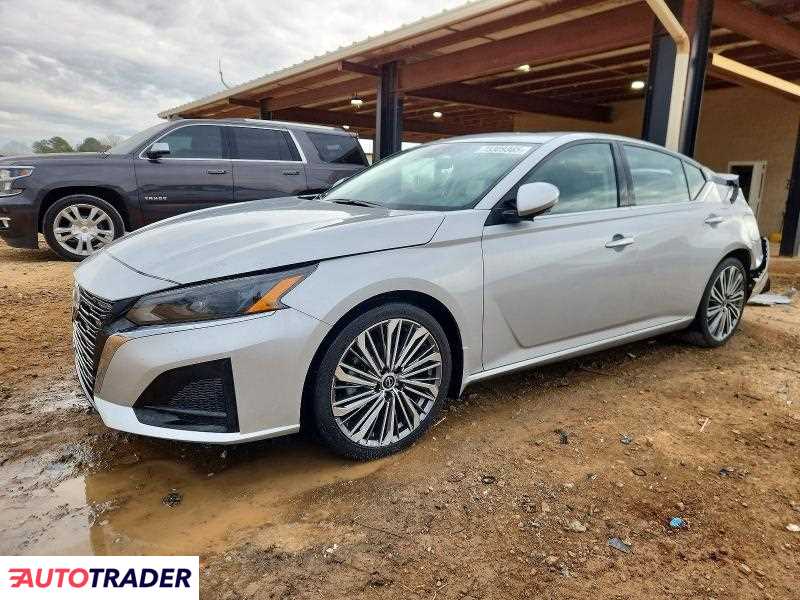 Nissan Altima 2024 2