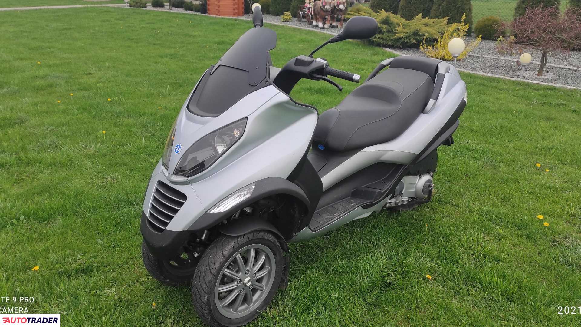 Piaggio MP-3 2007 Piaggio MP-3 2007
