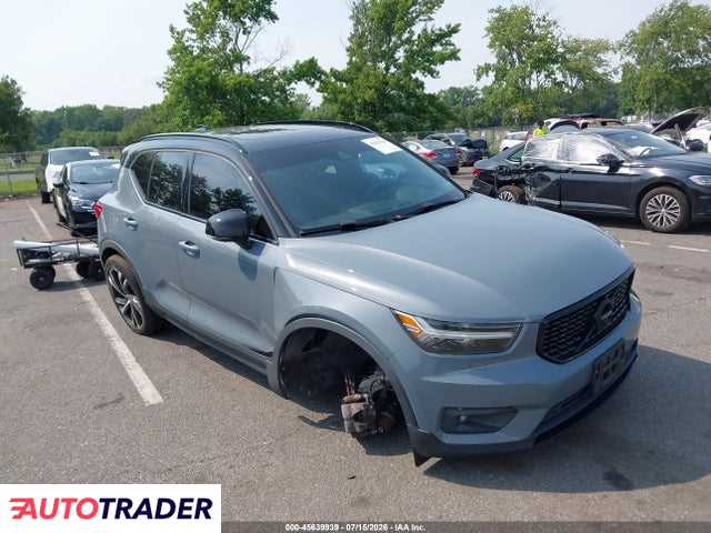 Volvo XC40 2021 2