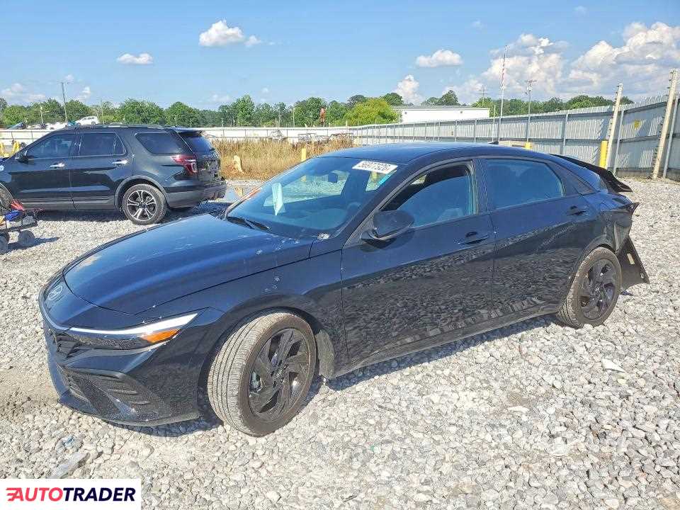 Hyundai Elantra 2025 2
