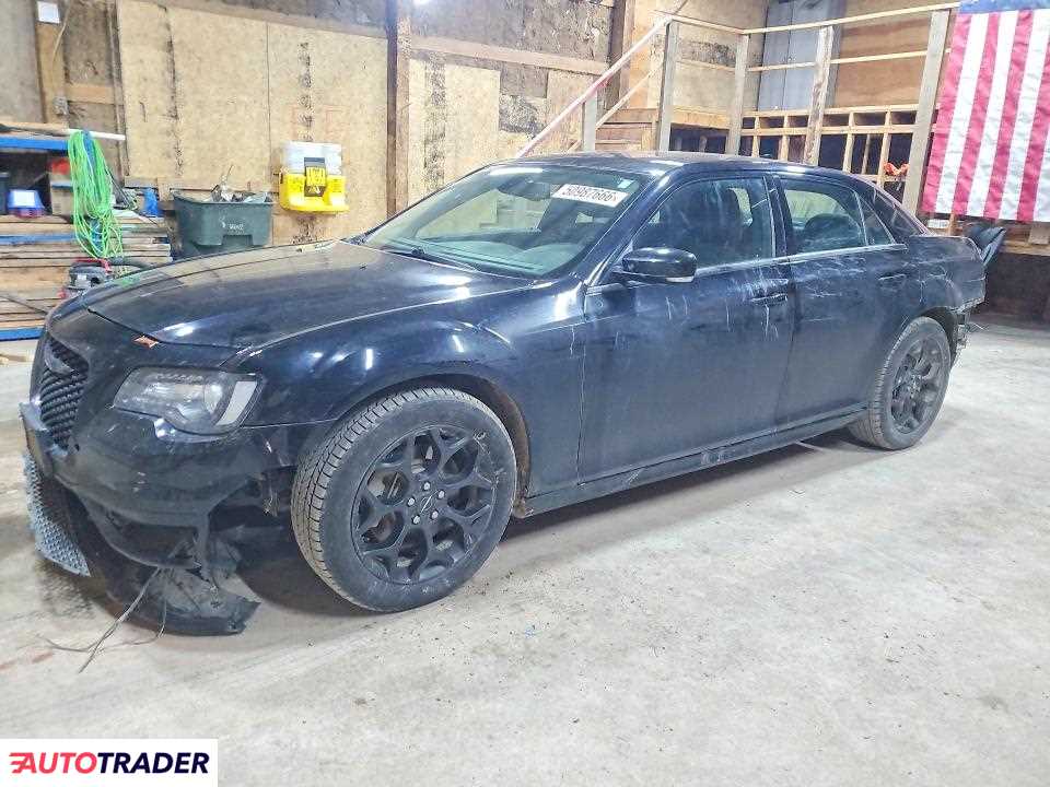 Chrysler 300C 2021 3