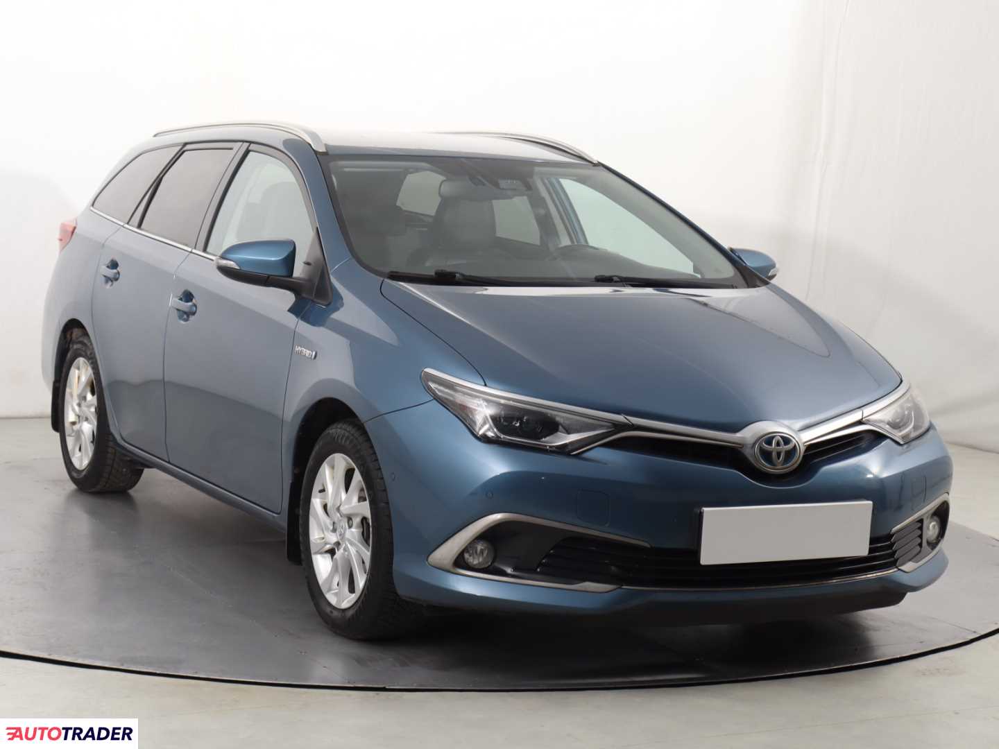 Toyota Auris 2017 1.8 134 KM