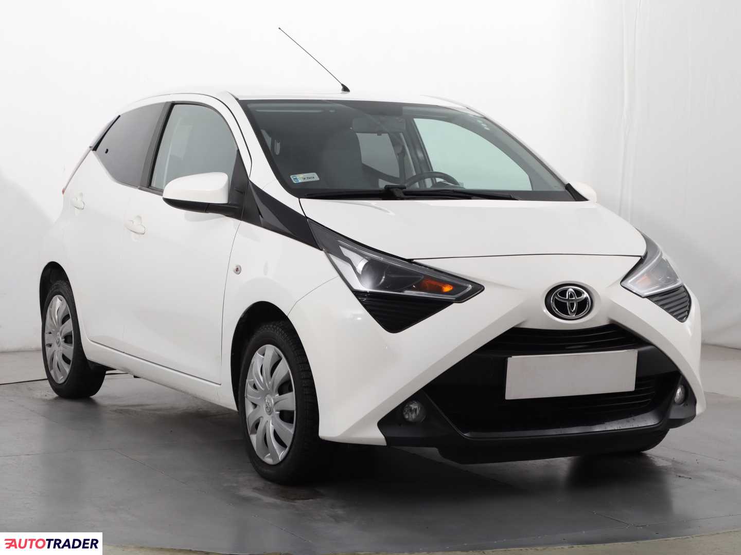 Toyota Aygo 1.0 71 KM 2018r. (Piaseczno)