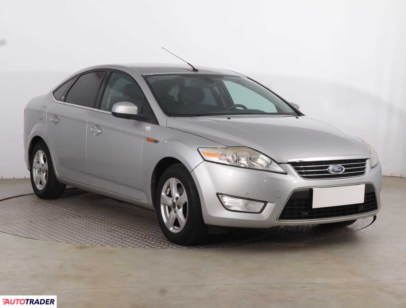 Ford Mondeo 2008 2.0 143 KM
