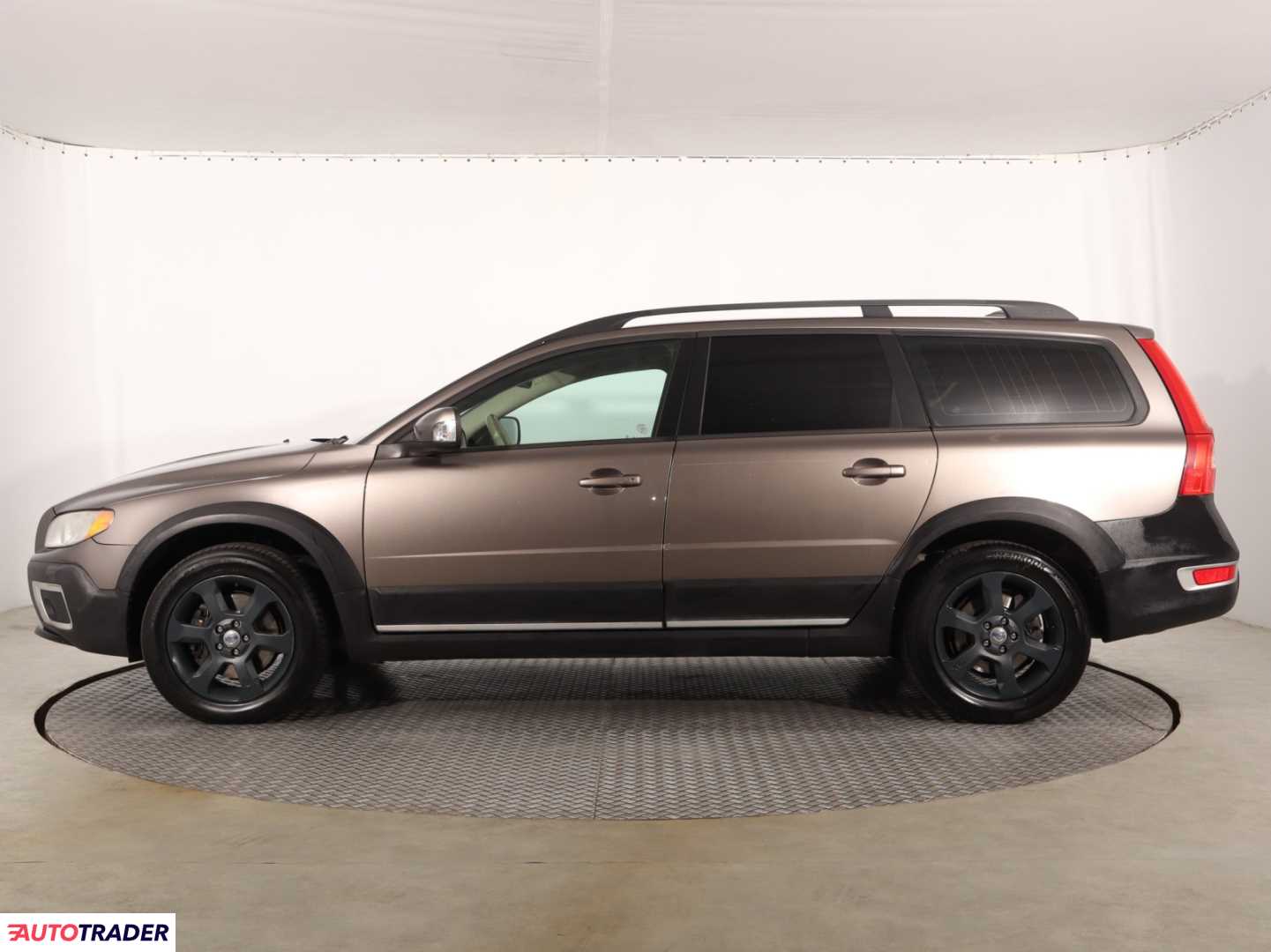 Volvo XC70 2008 2.4 182 KM