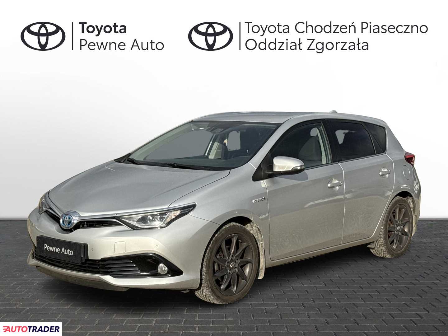 Toyota Auris 2015 1.8 99 KM