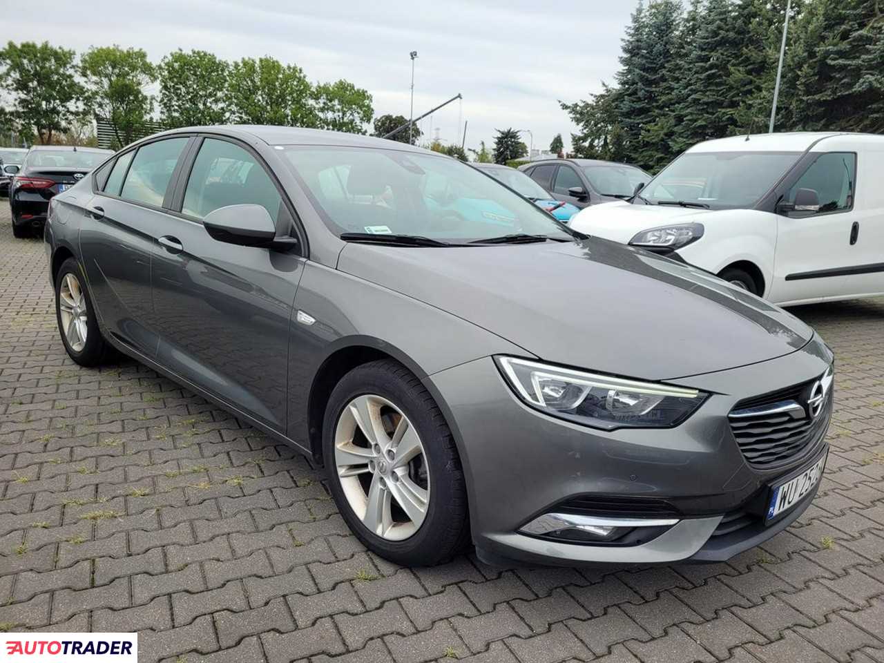 Opel Insignia 1.6 diesel 136 KM 2017r. (Komorniki)