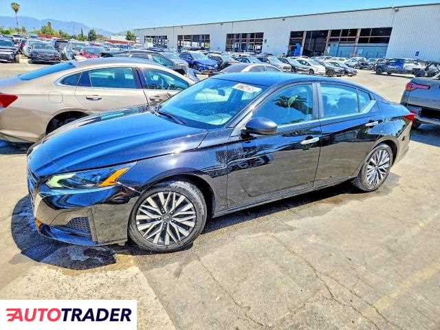 Nissan Altima 2025 2
