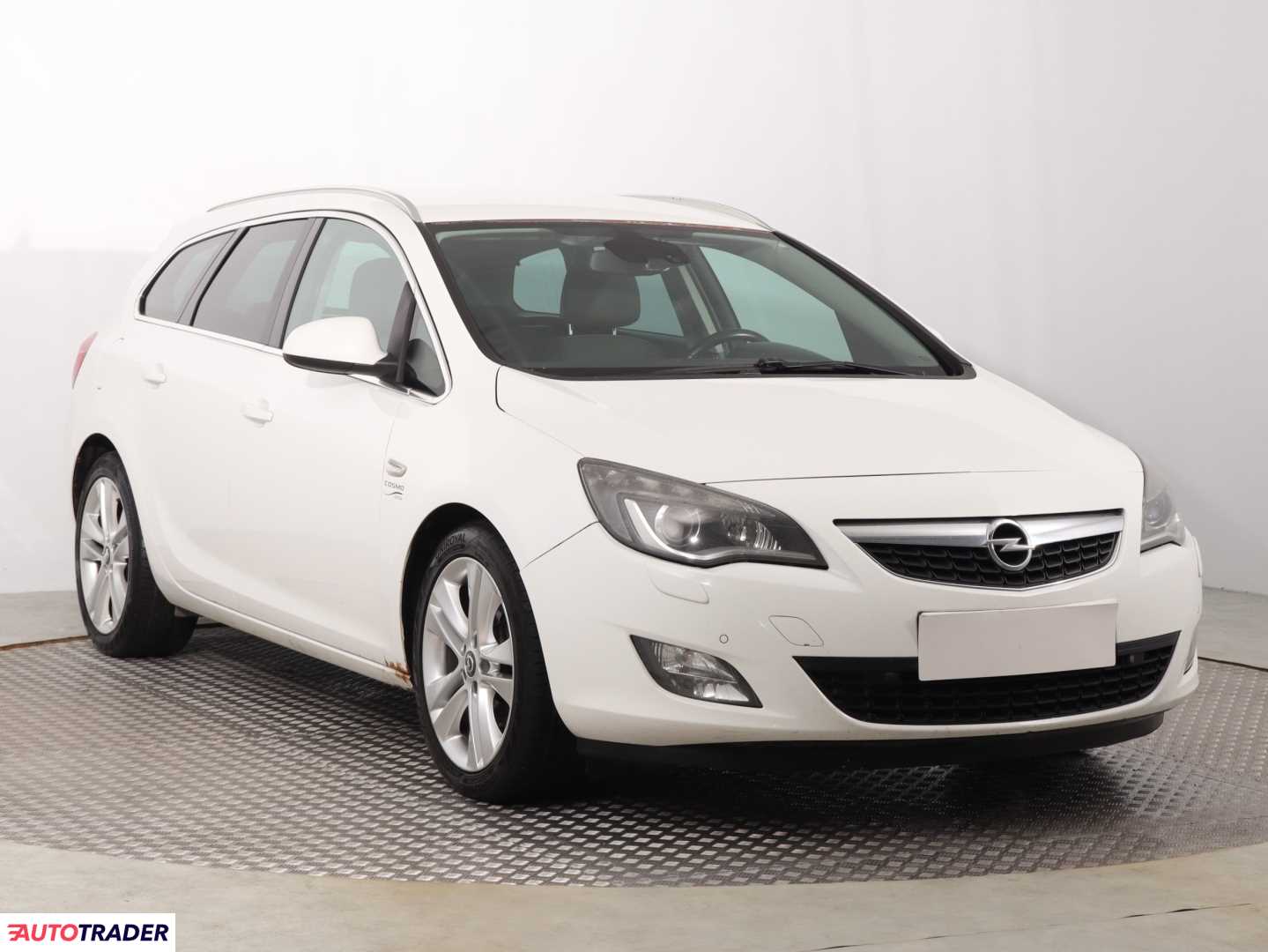 Opel Astra 2011 2.0 158 KM