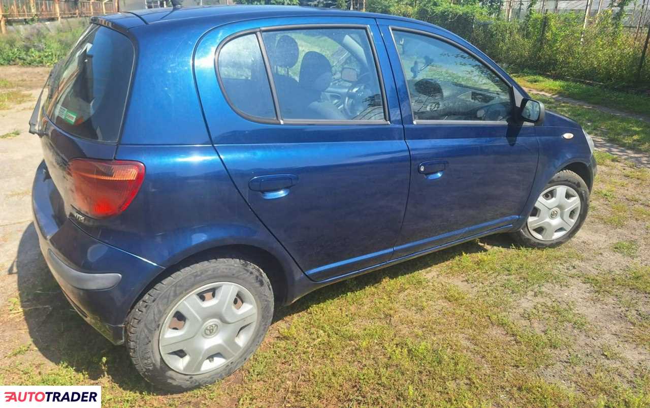 Toyota Yaris 2004 1.0 65 KM