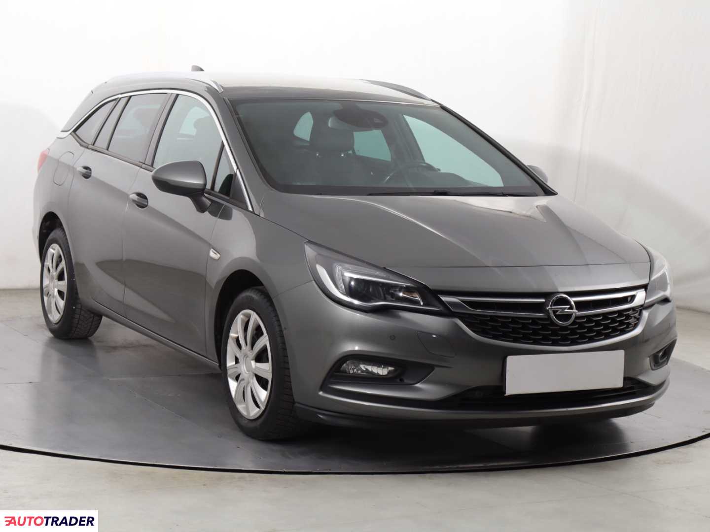 Opel Astra 2017 1.4 147 KM
