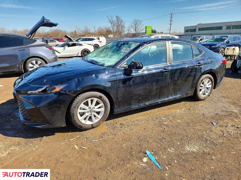 Toyota Camry 2025 2