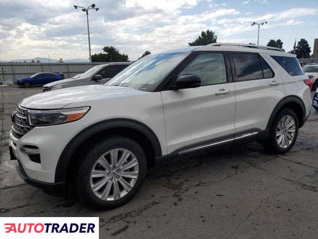 Ford Explorer 2022 3