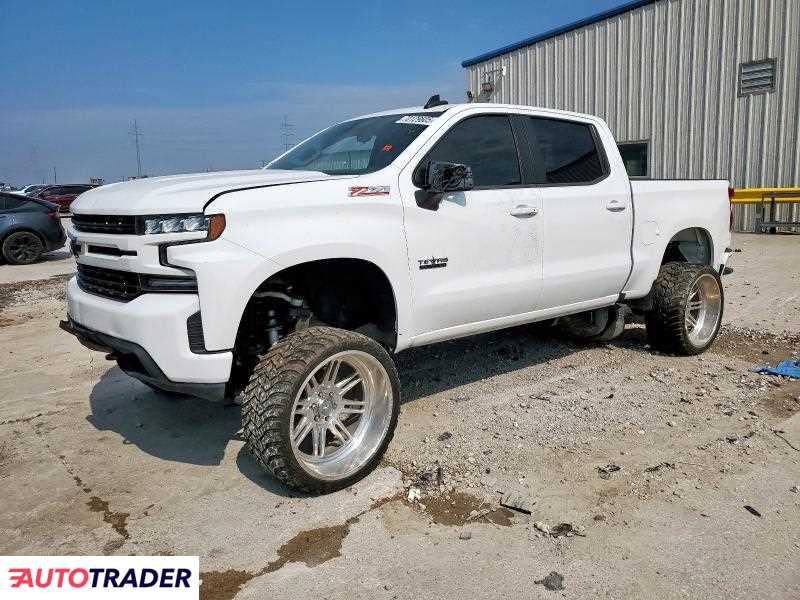 Chevrolet Silverado 2020 5