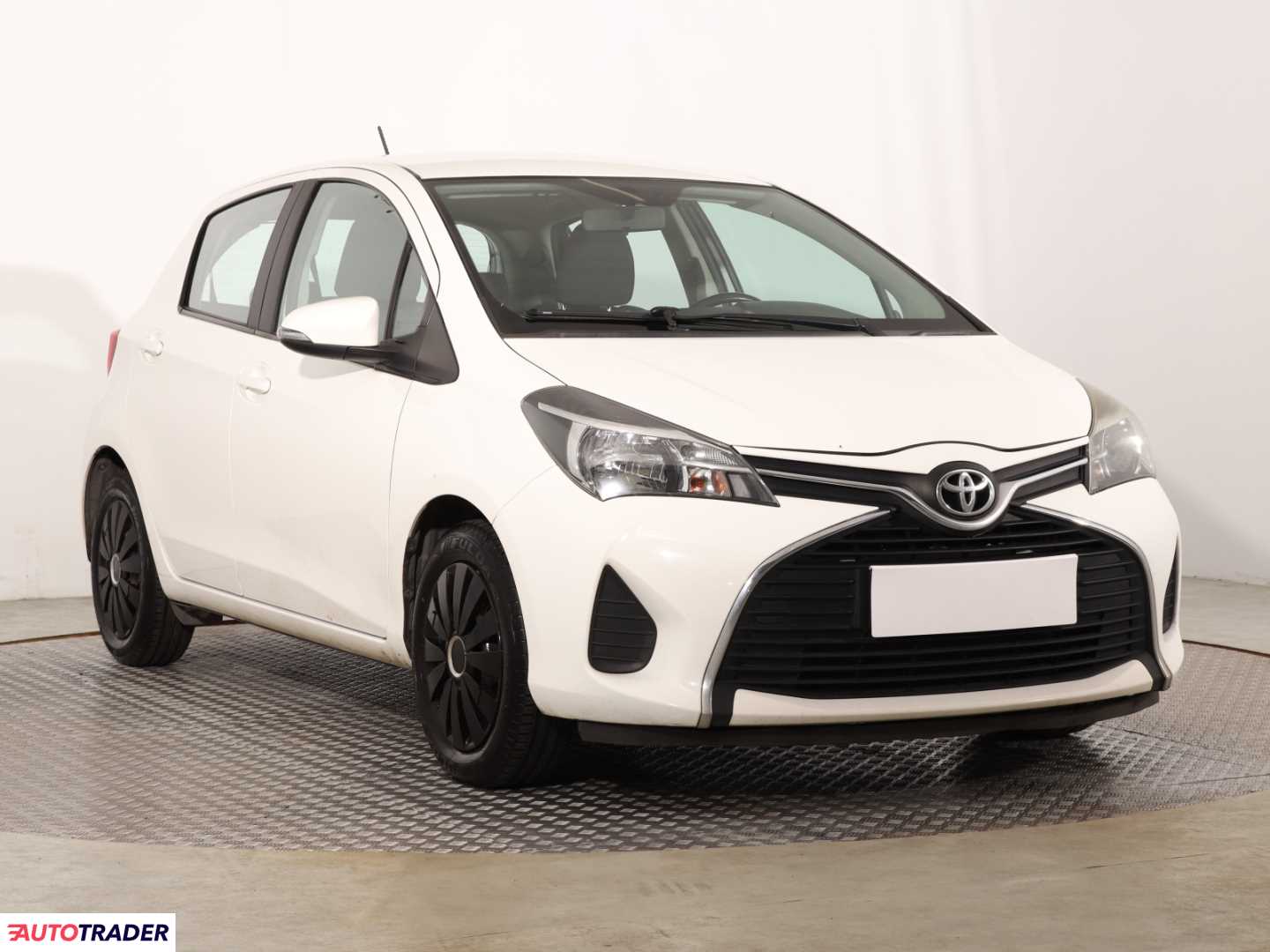 Toyota Yaris 2016 1.0 68 KM