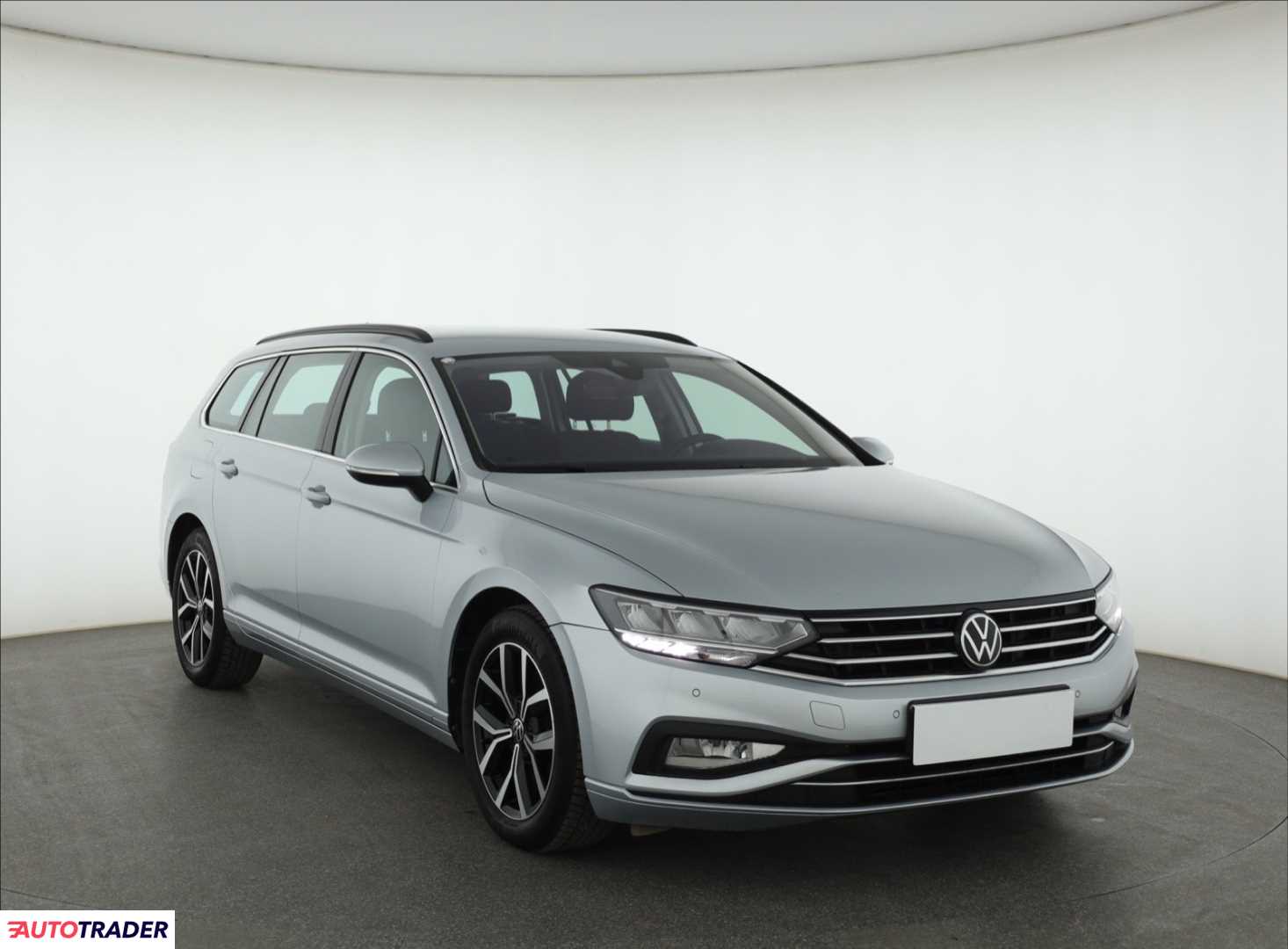 Volkswagen Passat 2023 2.0 147 KM