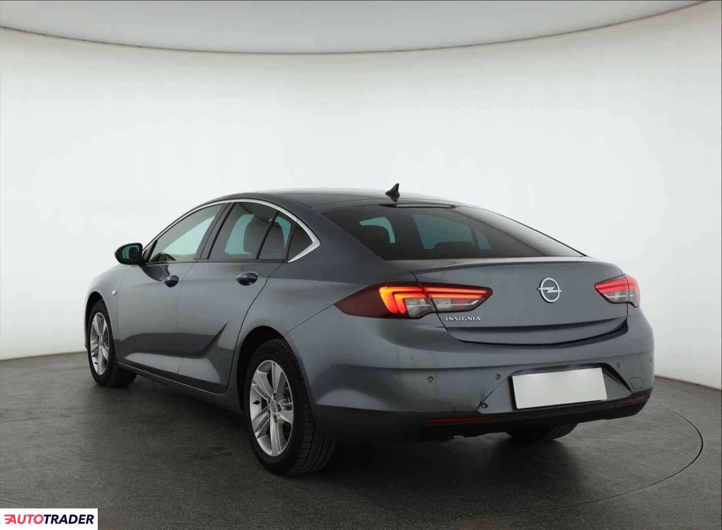 Opel Insignia 2020 1.5 120 KM