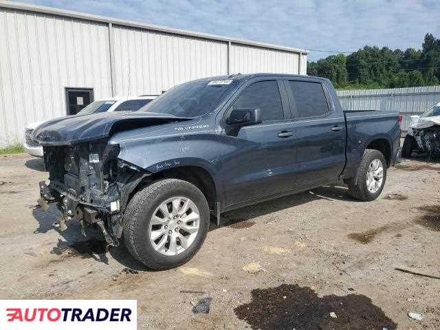 Chevrolet Silverado 2022 2