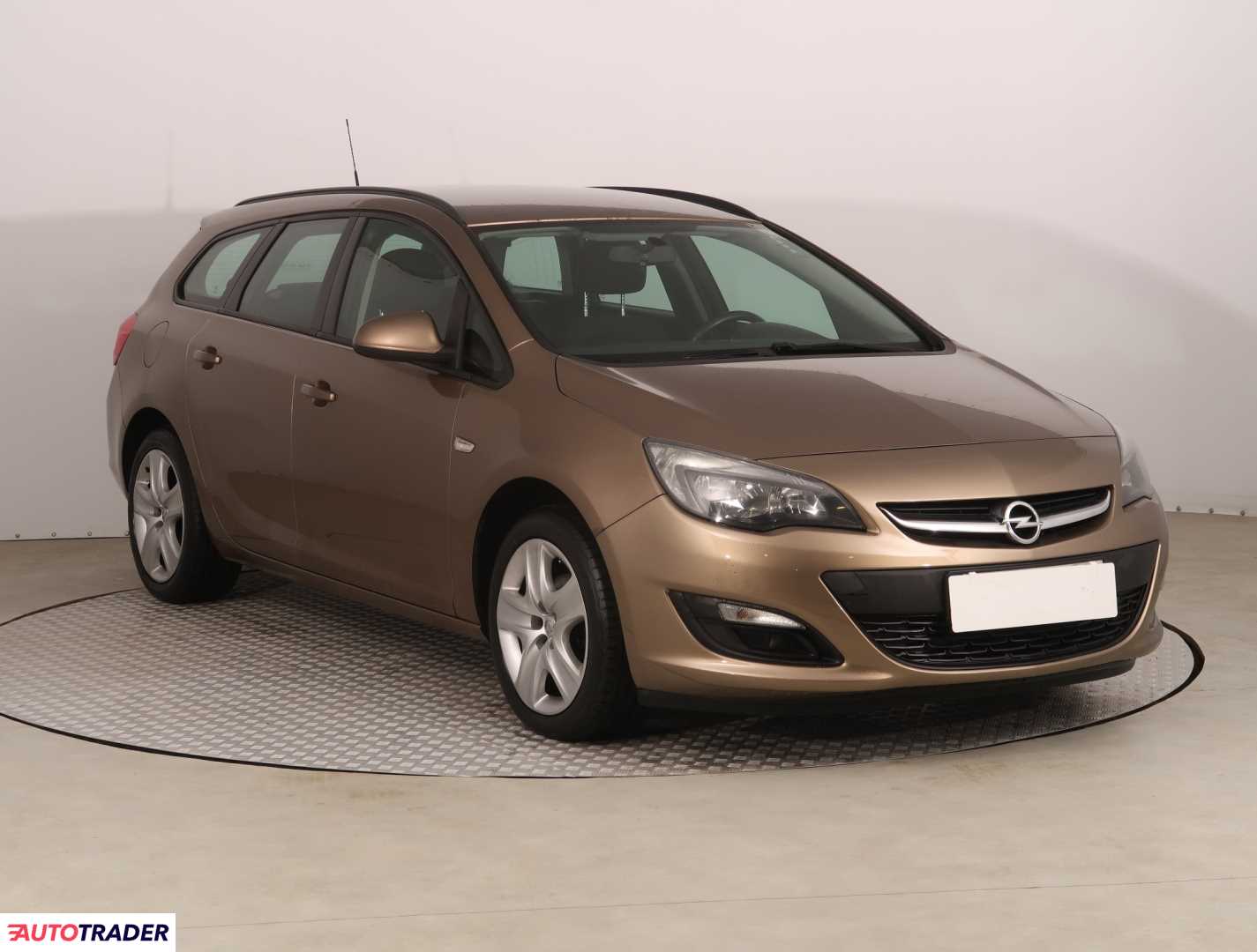 Opel Astra 1.4 118 KM 2013r. (Piaseczno)