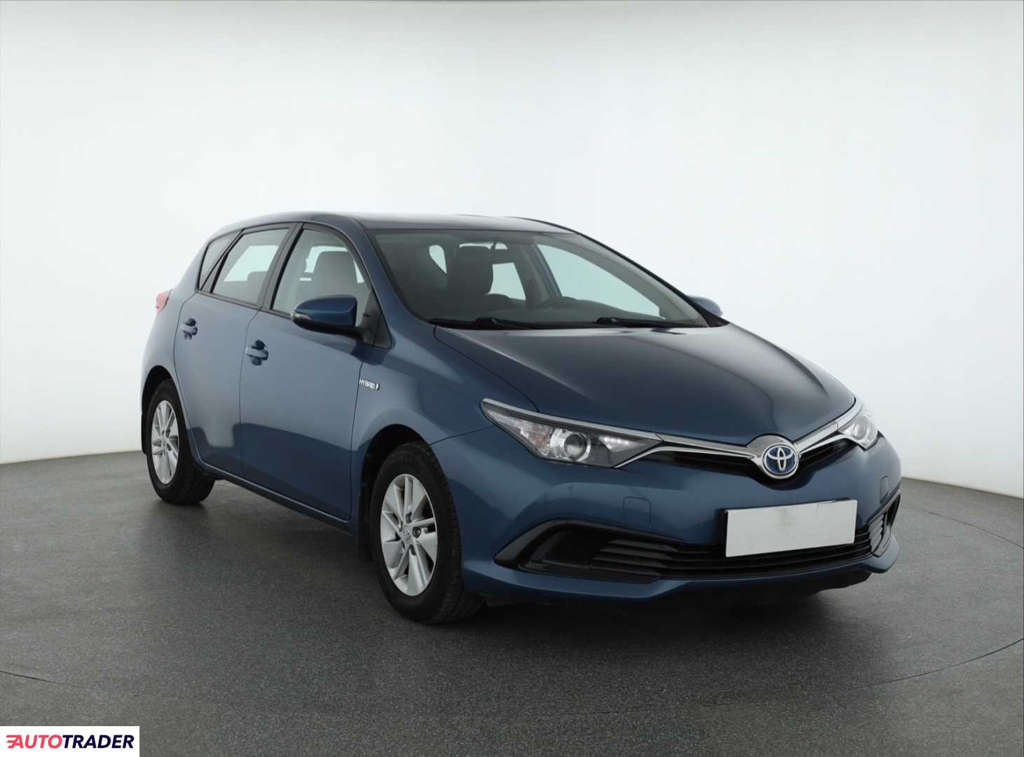 Toyota Auris 2015 1.8 134 KM