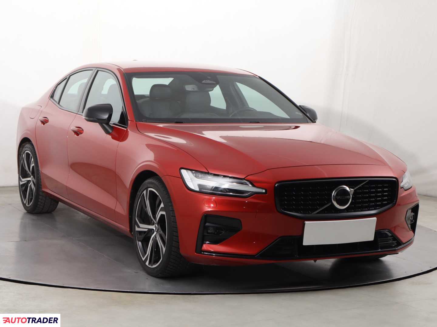 Volvo S60 2022 2.0 194 KM