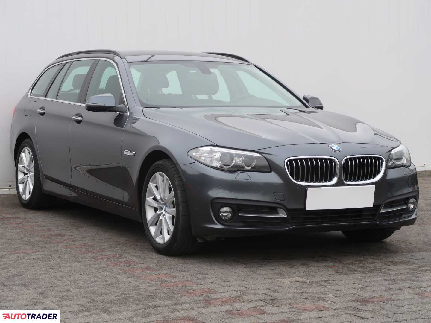 BMW 520 2015 2.0 181 KM