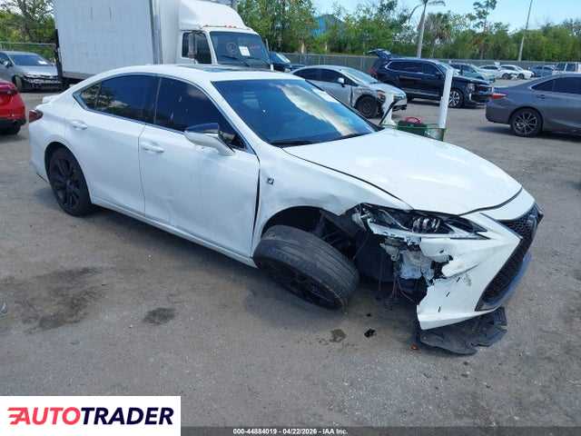 Lexus ES 2022 3