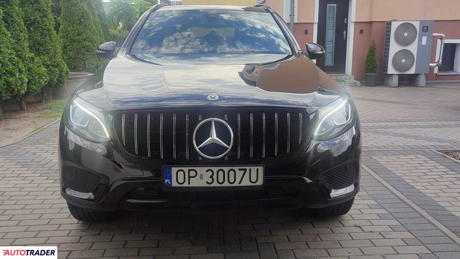 Mercedes GLC 2019 2.0 245 KM