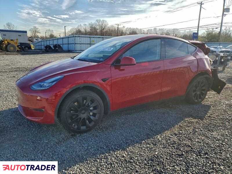 Tesla Model Y 2022