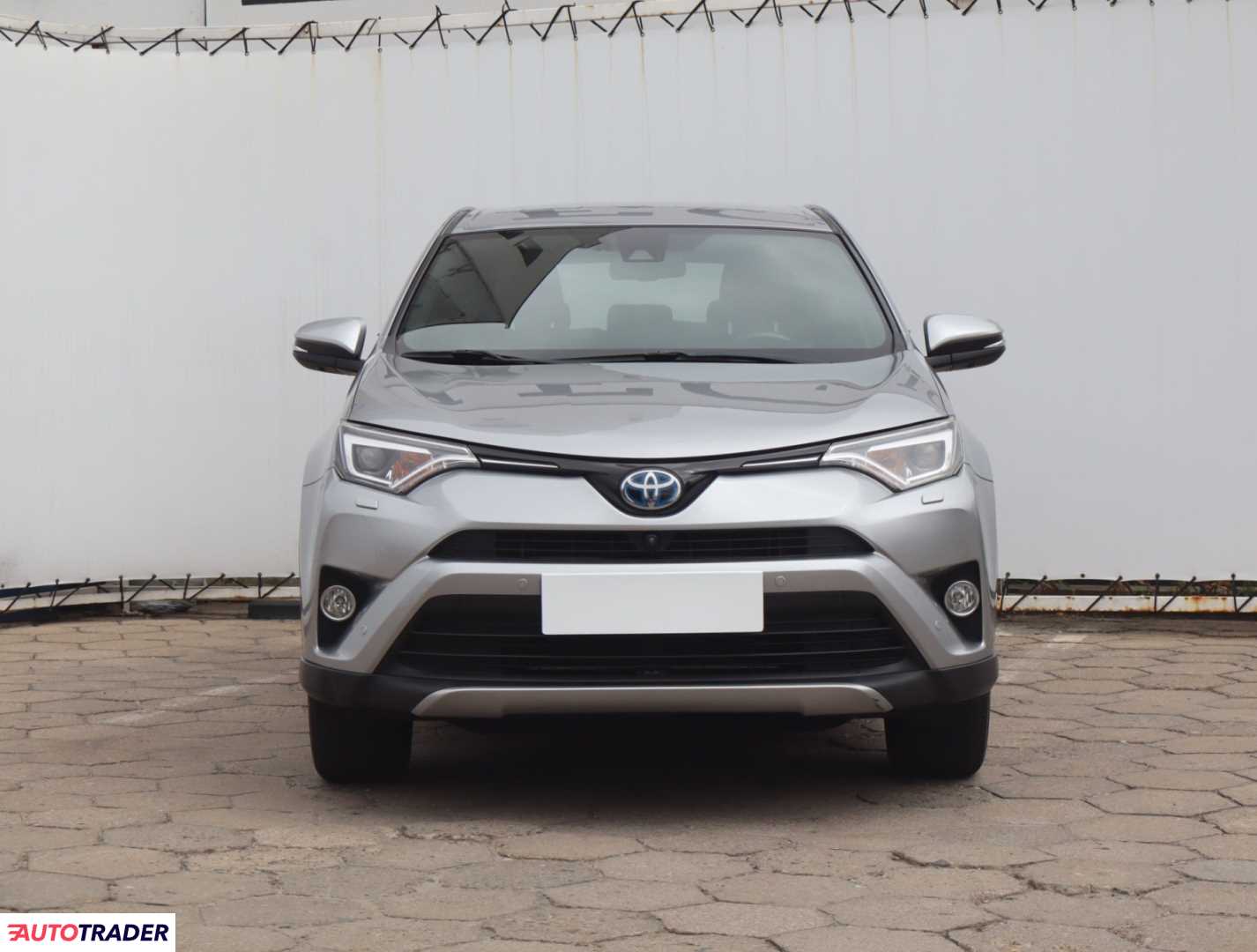 Toyota RAV 4 2016 2.5 194 KM
