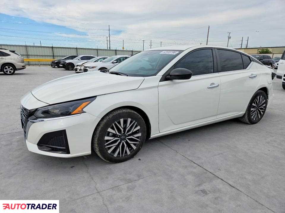Nissan Altima 2024 2