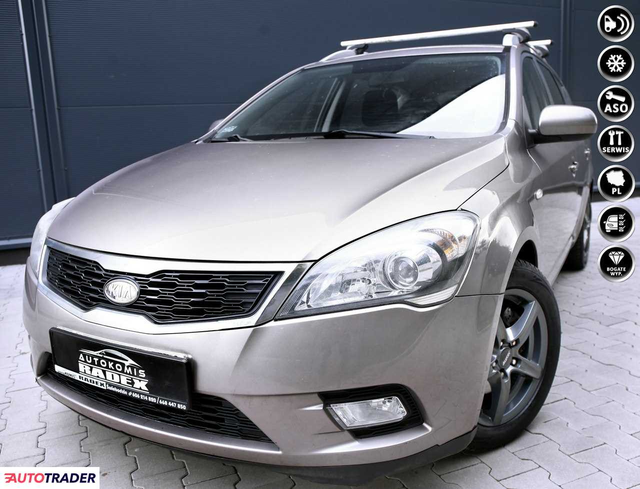 Kia Ceed 2010 1.6 125 KM