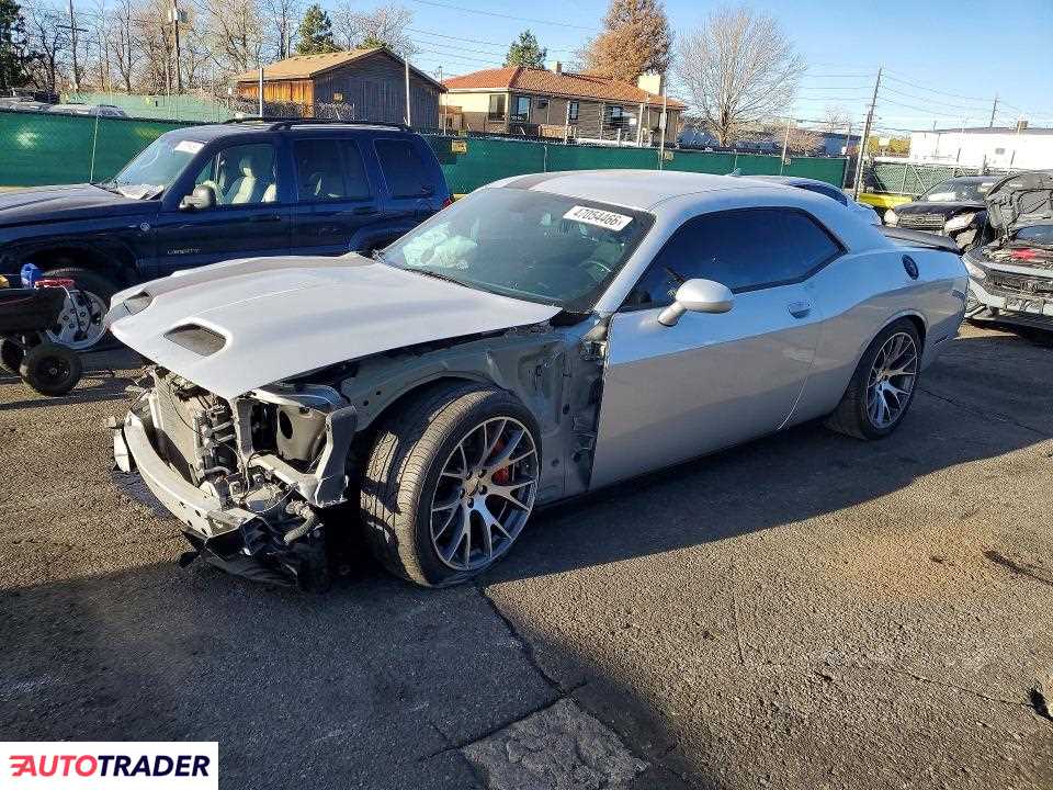 Dodge Challenger 2022 6